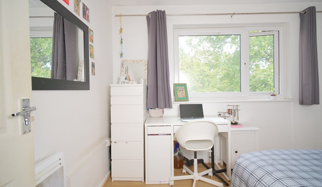 Room 1 (2)