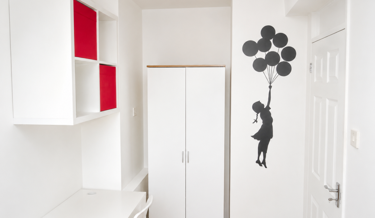 Room 1 (2)