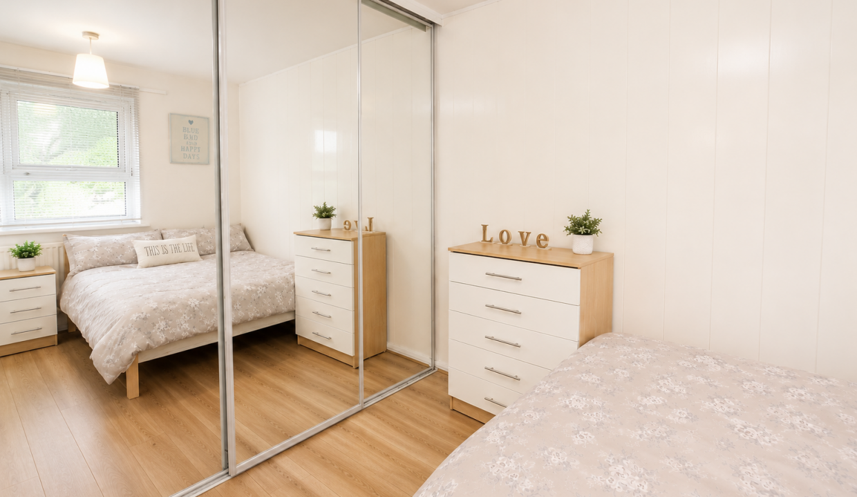 Room 4 (2)