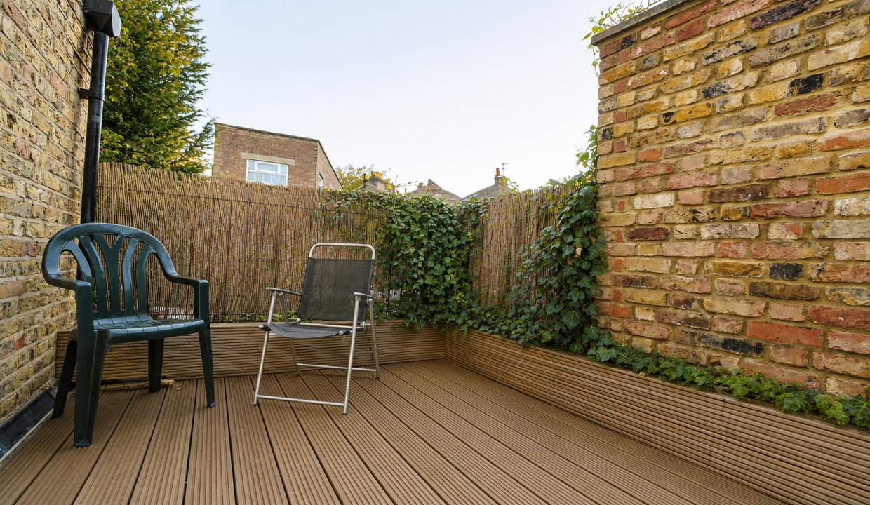 Room 5 terrace