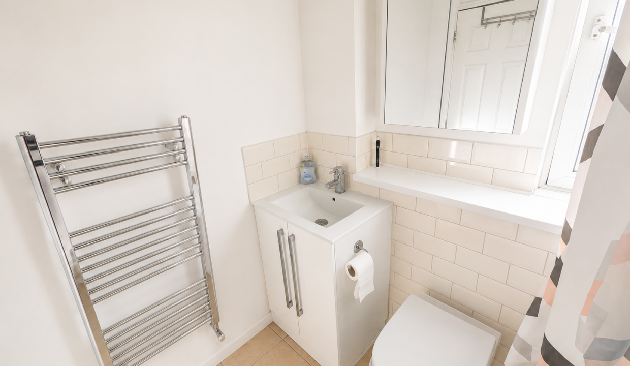Bathroom (3)