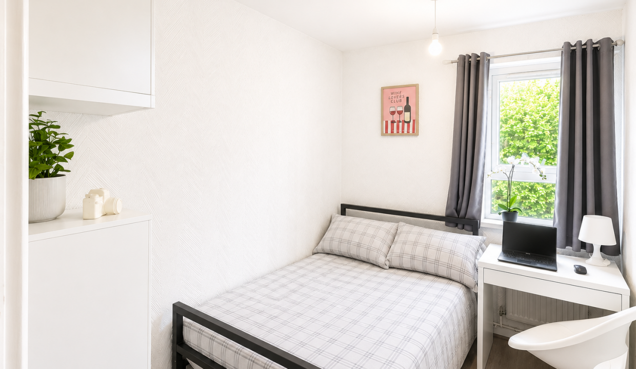 Bedroom 2 (3)