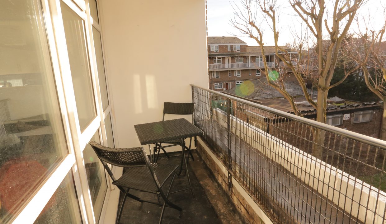 Privage Balcony (2)
