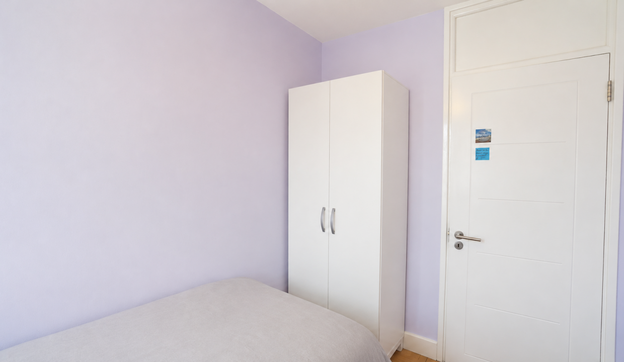 Bedroom 5 (2)