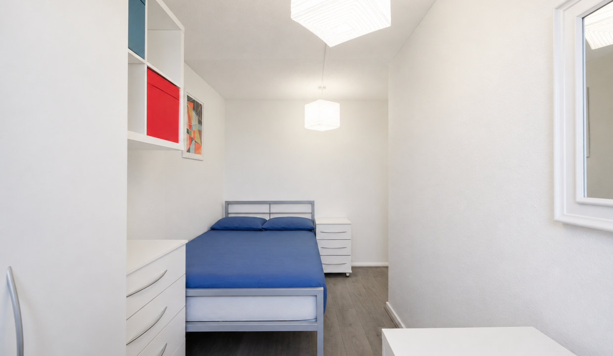 Room 3 (2)