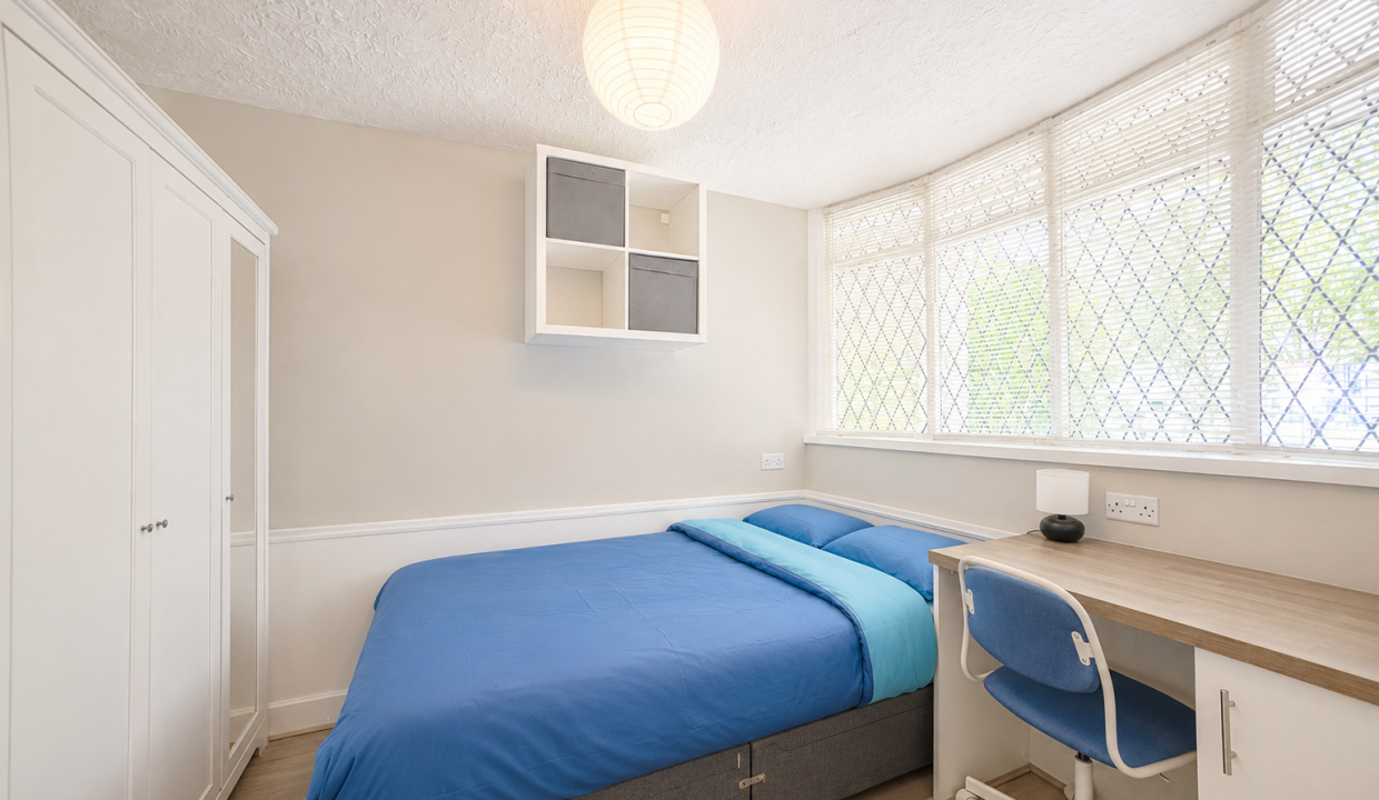 Room 1 (2)