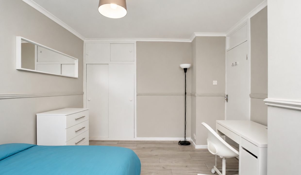 Bedroom 2 (2)