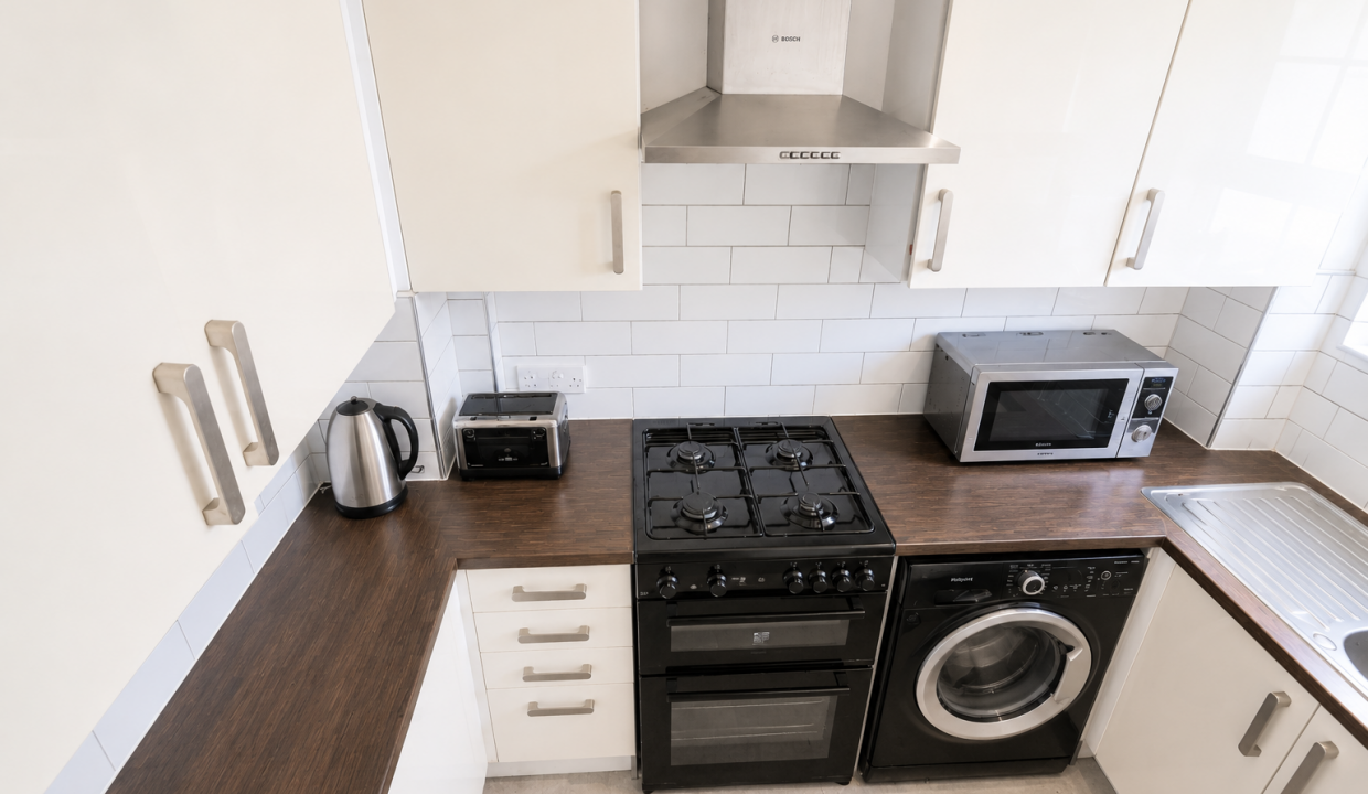 Kitchen (2)