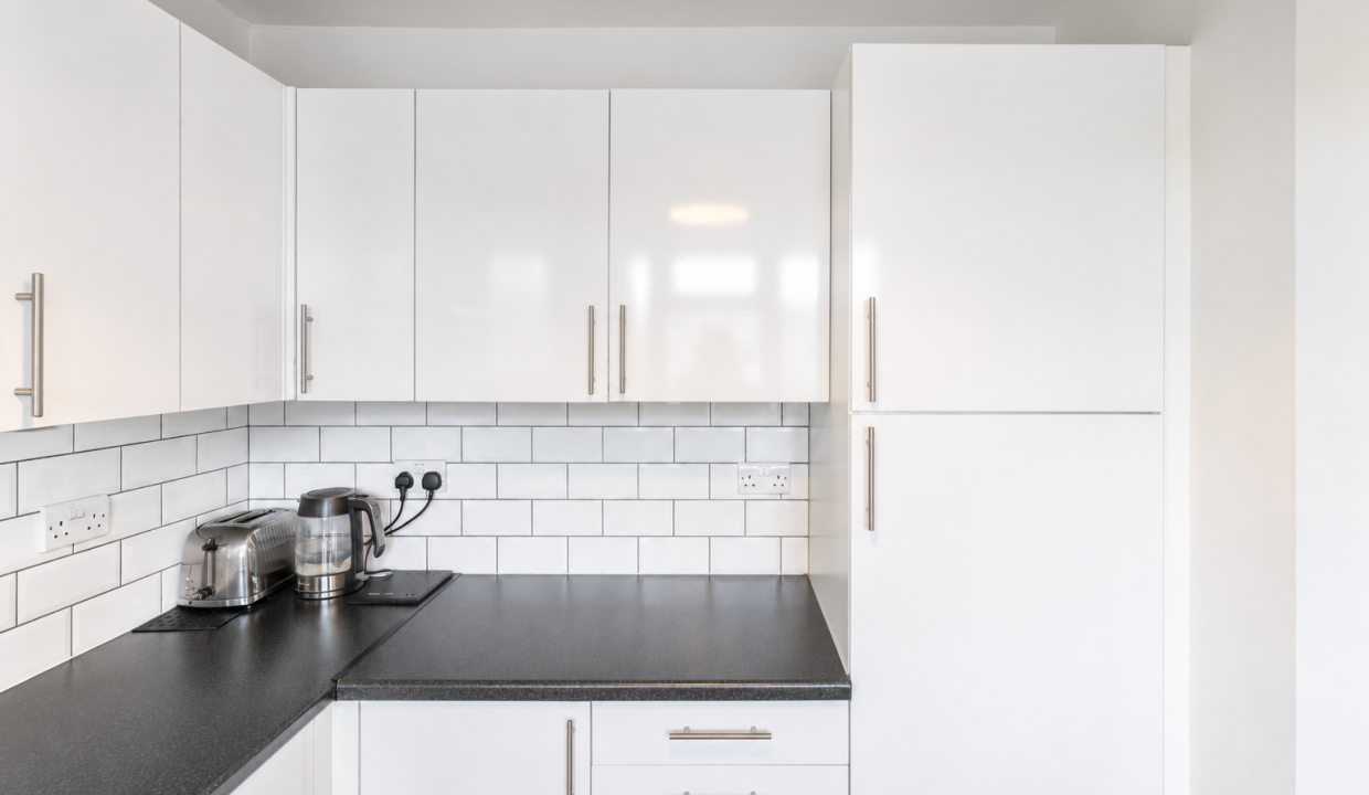 Kitchen (2)