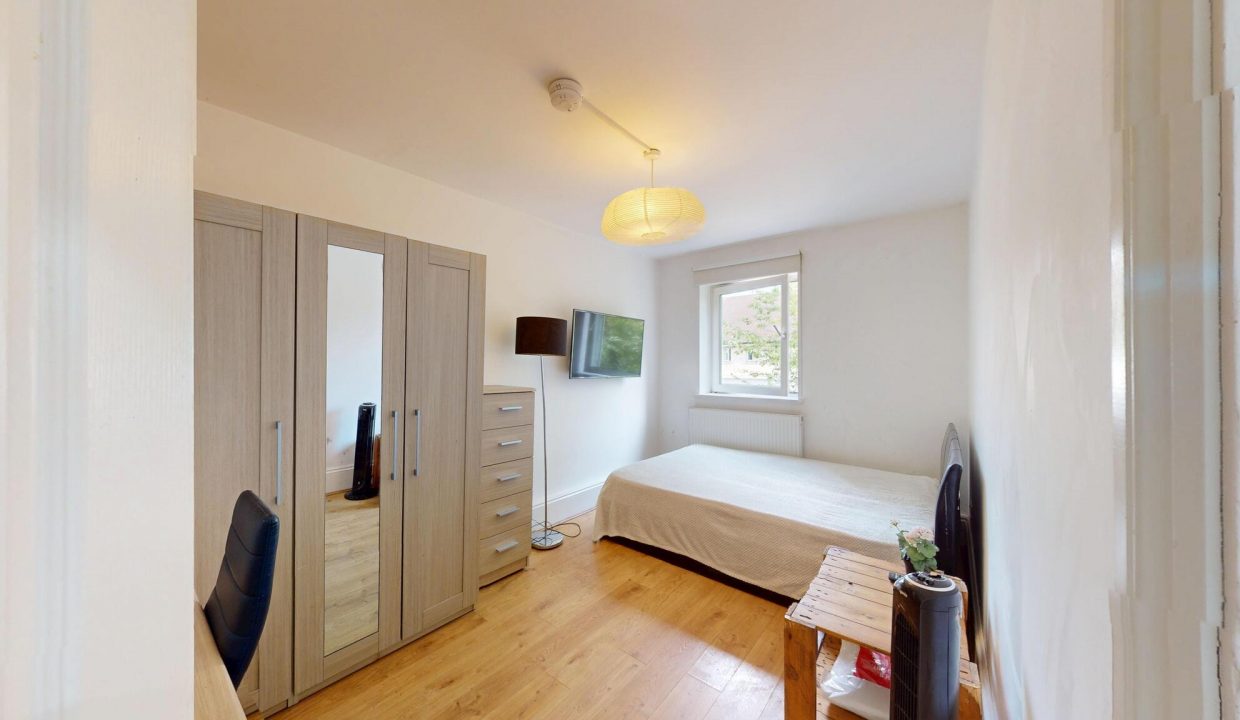 room2.2