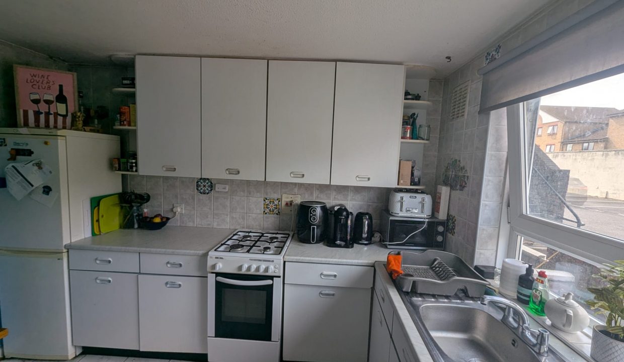 Kitchen (1)
