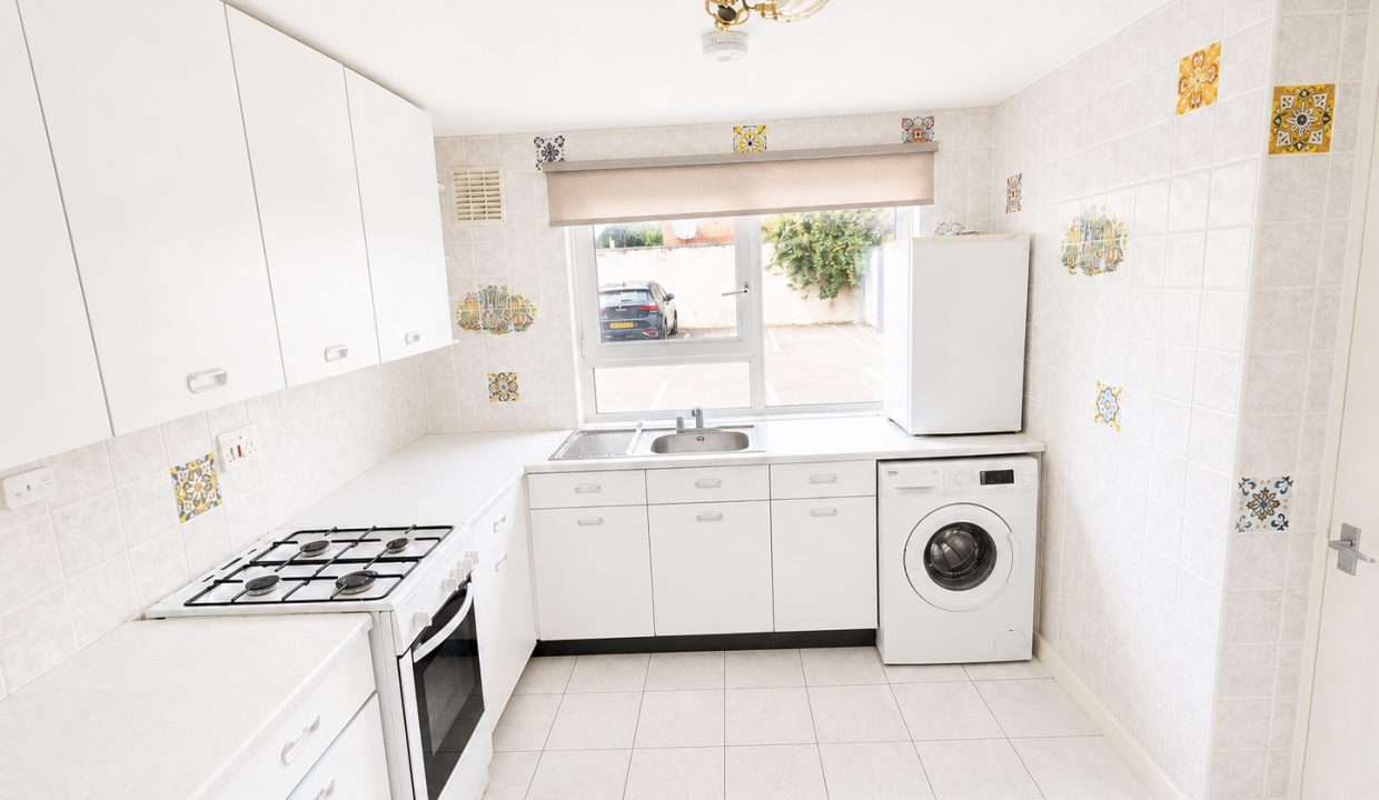 Kitchen (2)