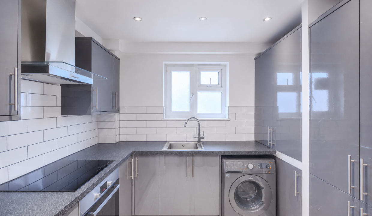 Kitchen (2)